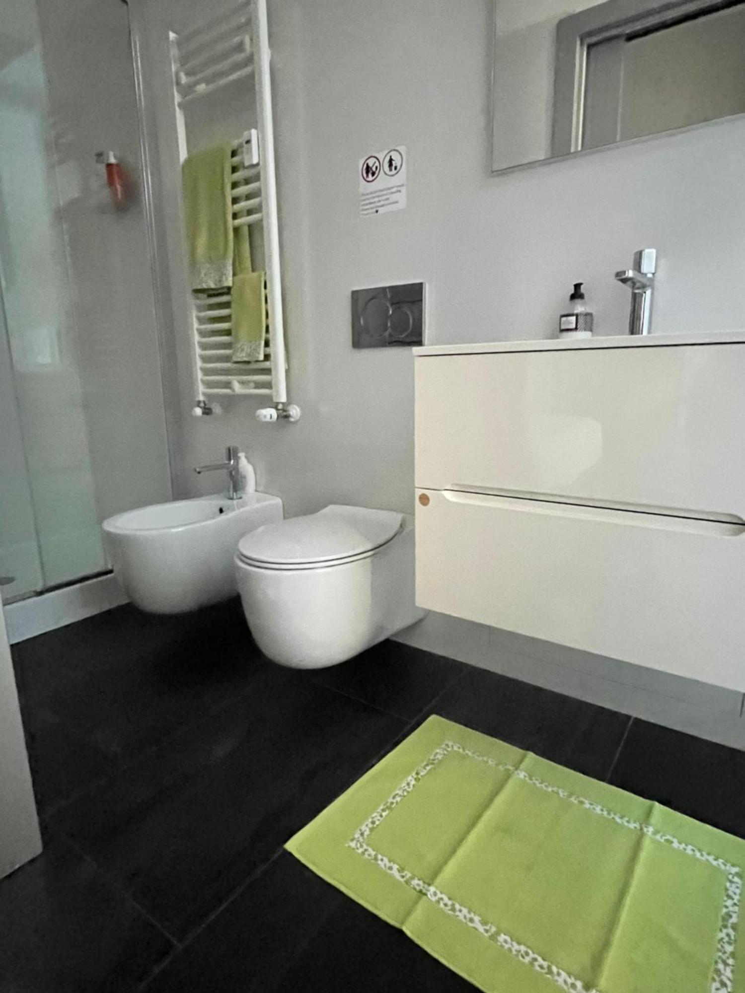 Bellissima Con Bagno Privato Citylife - Sempione Privatunterkunft Mailand